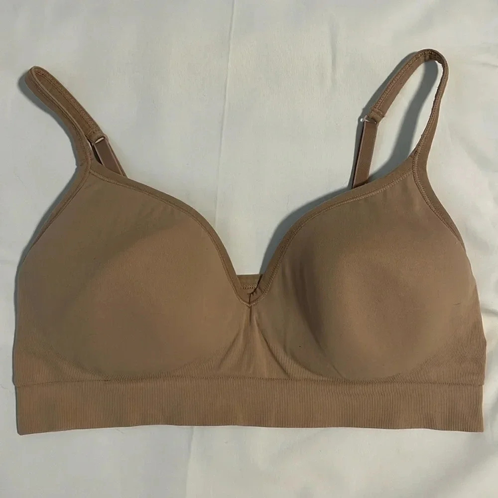 Contour Lightly Padded  Seamless Bra, Size M